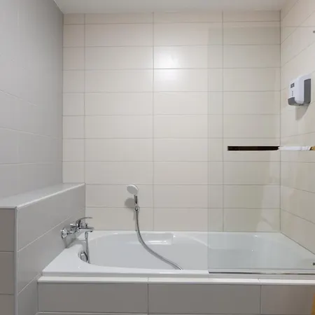 Apartment Le Rhenanus Martin Bucer - Grand Au Calme - Centre - Parking Gratuit